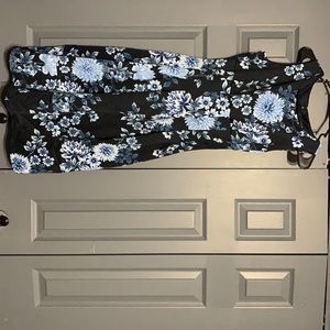 Size 4. Black and blue maxi dress. (Passed Knee Length) B15